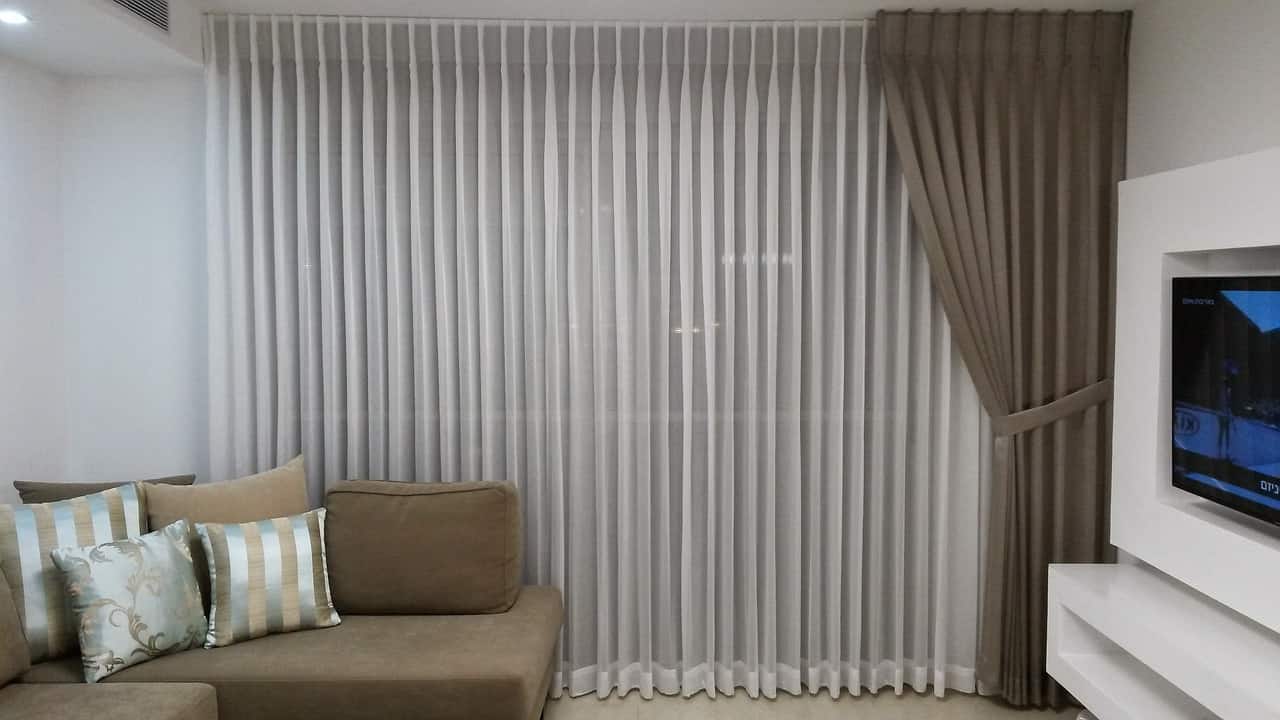 כמה עולה וילונות בעיצוב אישי